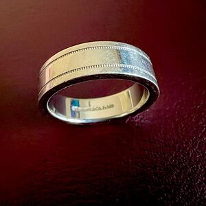 Tiffany & Co. Platinum 6mm double millgrain men’s wedding band. Size 8.5.